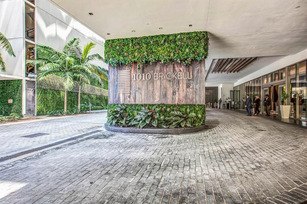 Foto principal - 1010 Brickell Ave