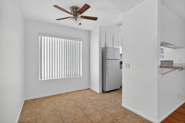 Building Photo - 1066 Coronado Ave