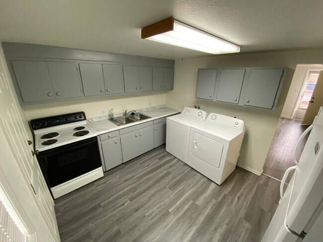 Foto del edificio - 7655 W 61st Ave