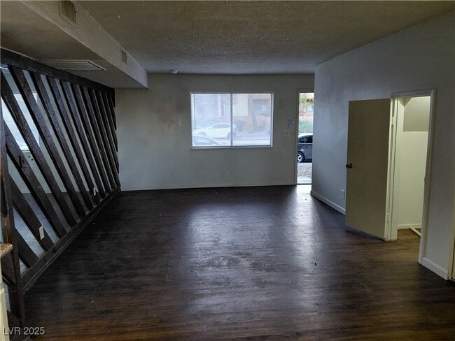 Building Photo - 1336 N Jones Blvd