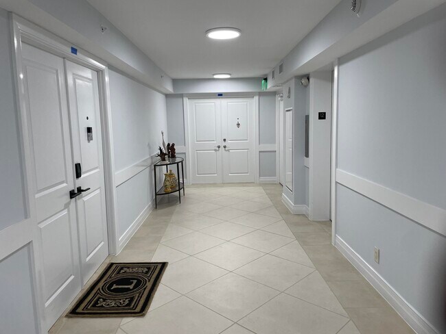 Foto del edificio - 3000 S Ocean Blvd