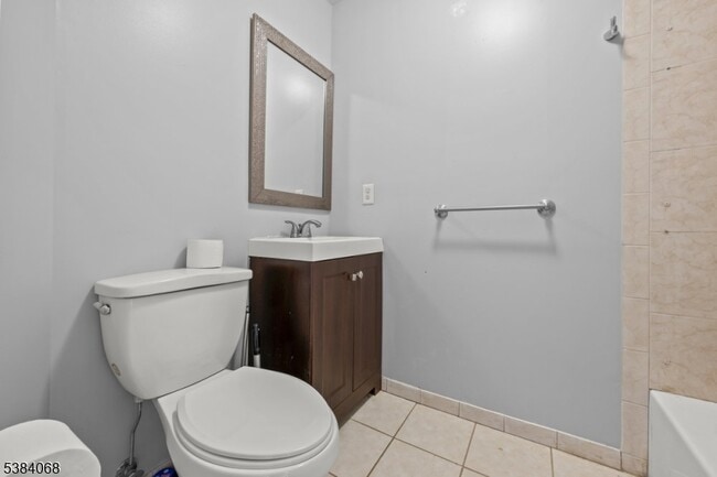 Building Photo - 806 Jesse Way