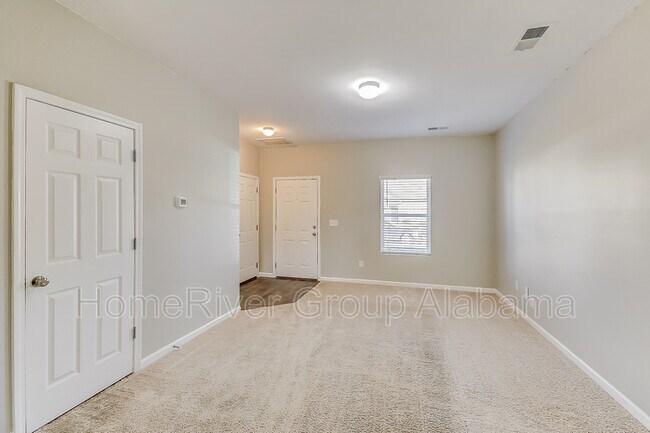 Foto del edificio - 120 Patriot Point Dr