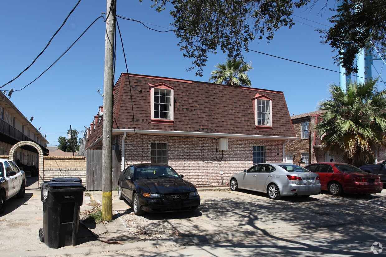 Building Photo - Building D
