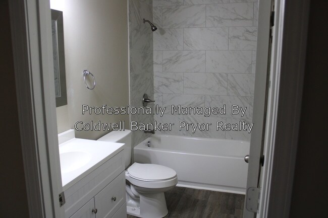 Foto del edificio - 328 Mulberry Ave