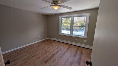 Building Photo - 246 Hurricane Rd