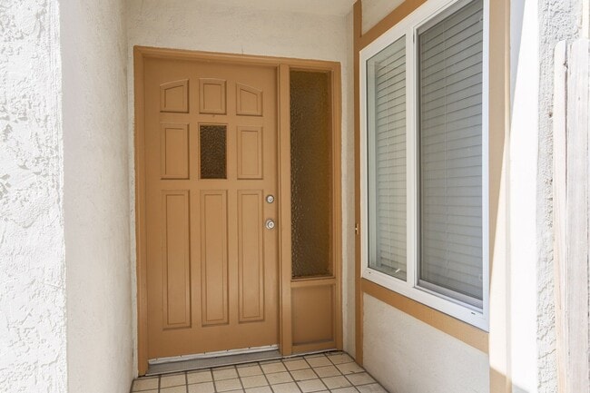 Foto del edificio - 3 Bed / 2.5 Bath home near Mariners Island...