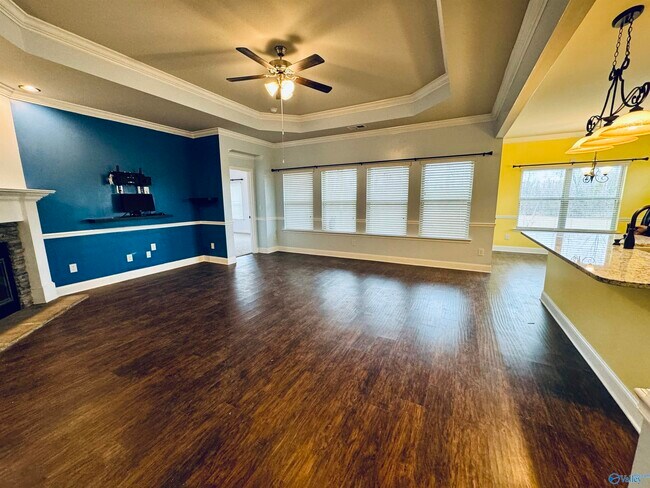 Building Photo - 26764 Mill Creek Dr