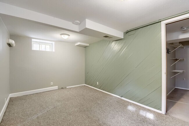 Foto del edificio - LOCATION LOCATION!! Brick townhome located in the highly desirable Wash Park West neighborhood!
