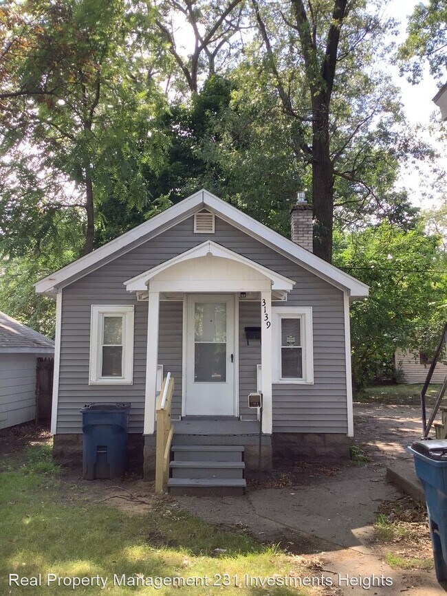 Foto del edificio - 1 br, 1 bath House - 3139 Merriam Street