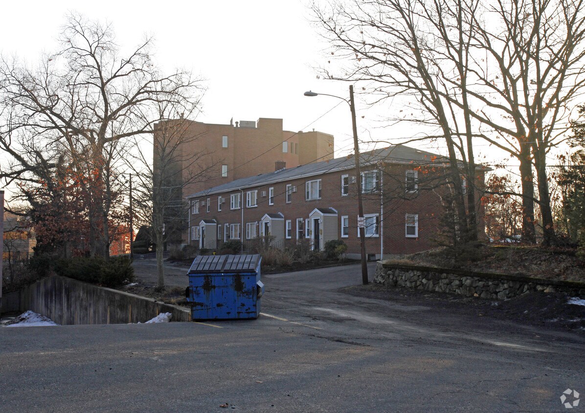 Foto del edificio - 48-58 Edge Hill Rd