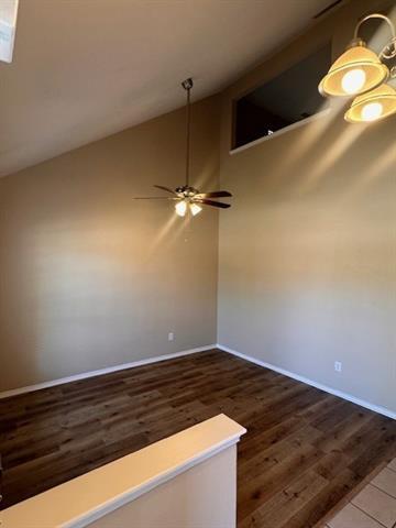 Foto del edificio - 5880 Crestview Dr