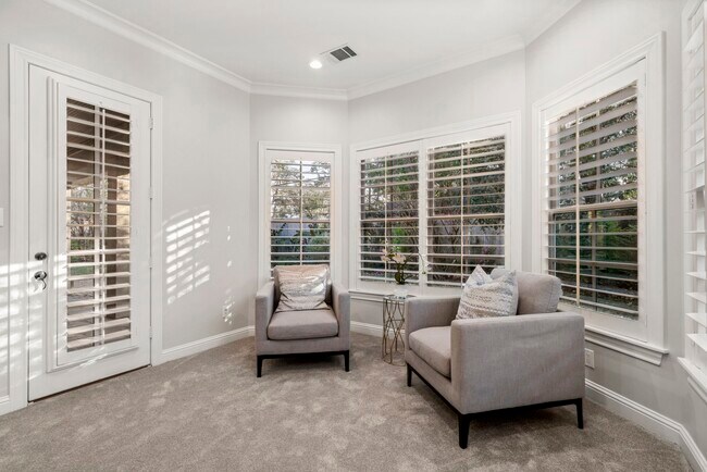 Foto del edificio - 12927 Hansel Ln
