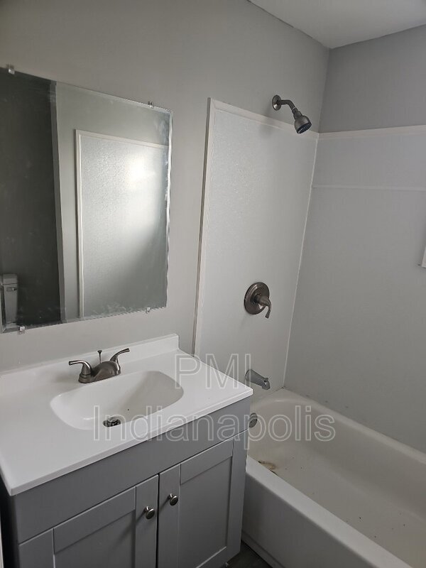 Foto del edificio - 1540 N Grant Ave