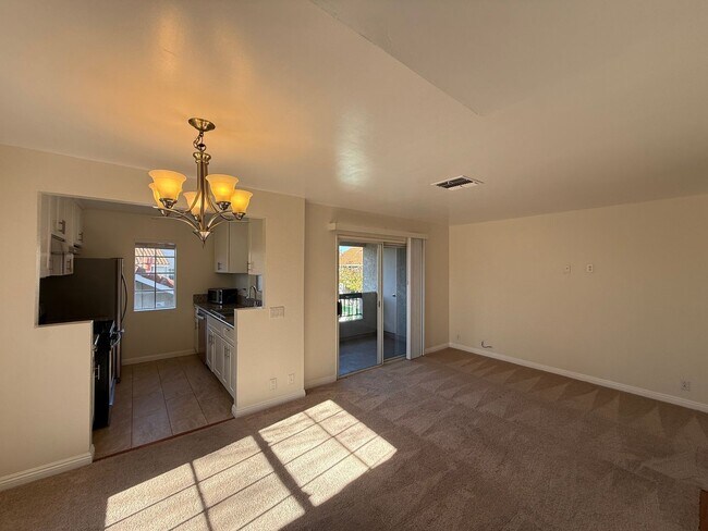 Foto del edificio - Great 2B/2BA Condo in Mira Mesa for Lease!