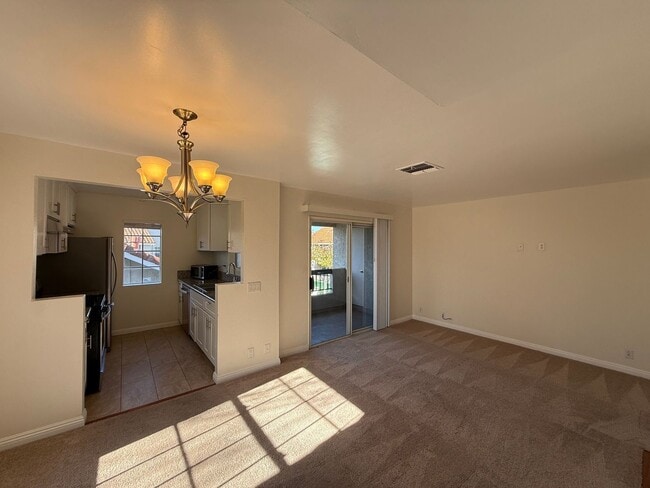 Building Photo - Great 2B/2BA Condo in Mira Mesa for Lease!