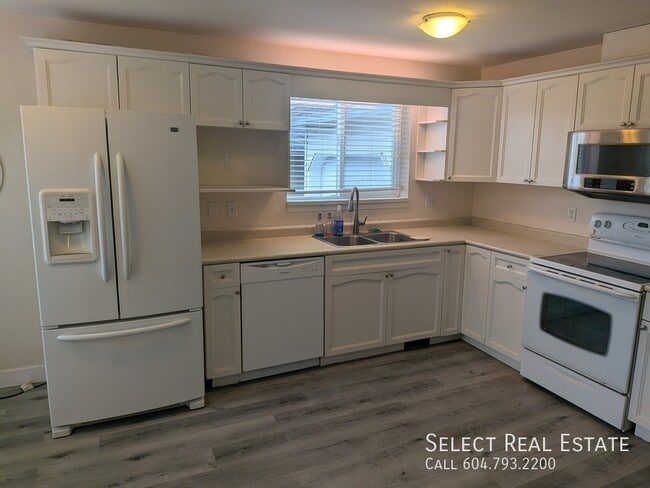 Building Photo - 5614 Kathleen Dr