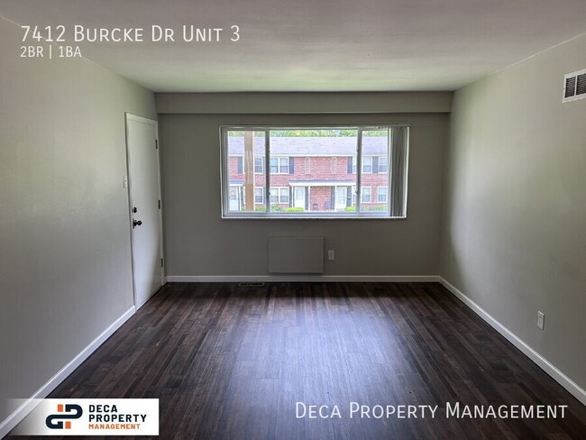 Foto del edificio - 7412 Burcke Dr