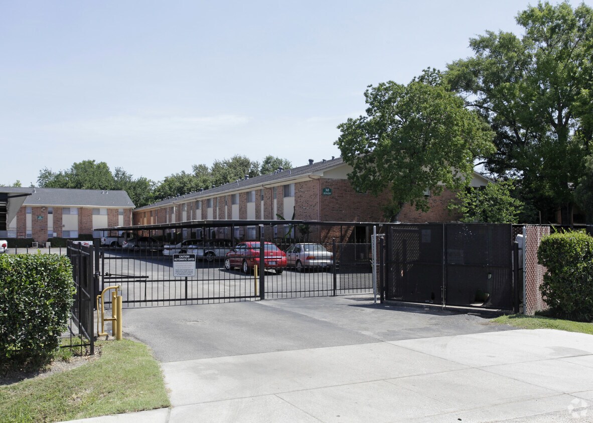 Colony Oaks Apartments Houston, TX