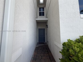 Building Photo - 1763 SE 8th Pl