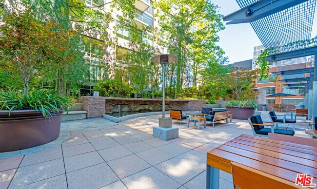 Building Photo - 1111 S Grand Ave