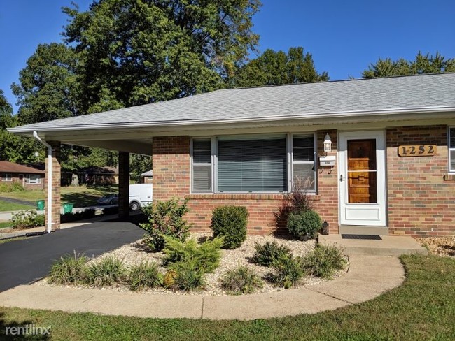 Building Photo - 1252 Willow Creek Ln