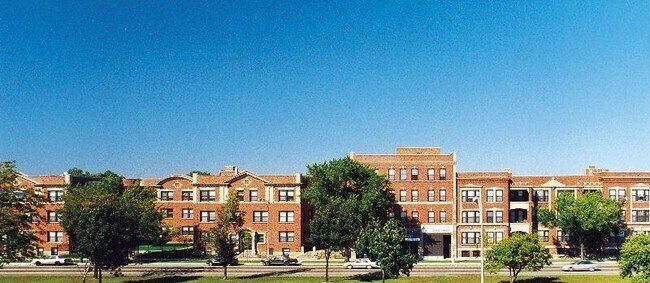 Building Photo - Park Apartments