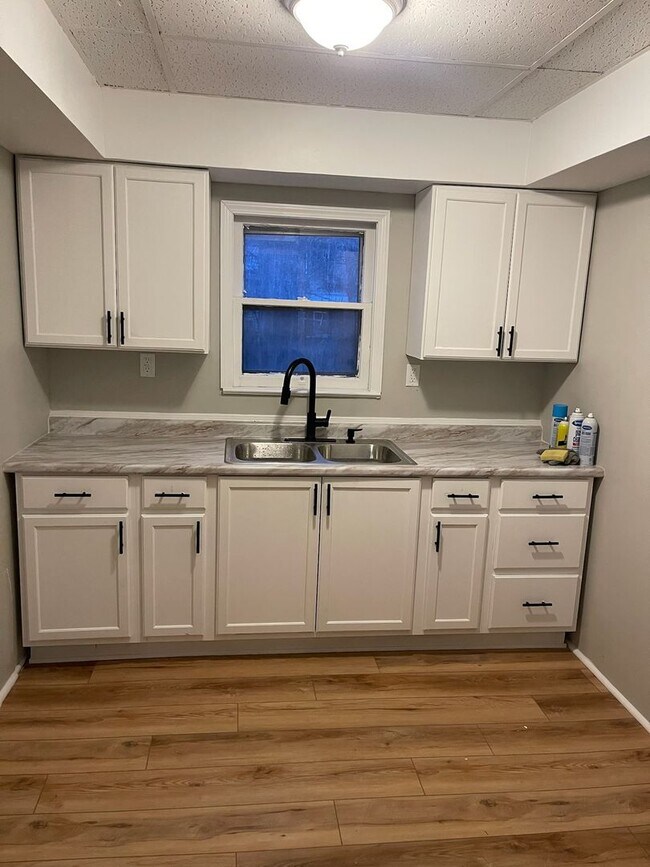 Foto del edificio - 1462 E 175th St