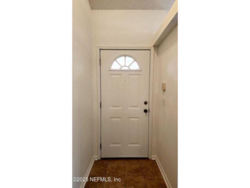 Primary Photo - 4/2 in Westchase Manor