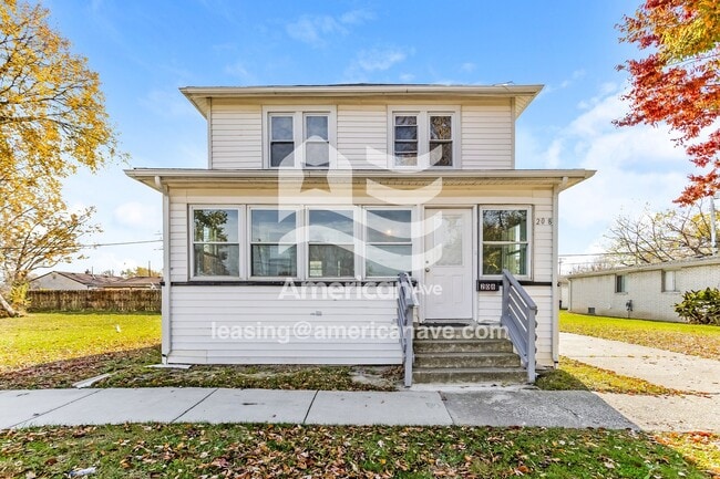 Building Photo - 208 N Walnut St