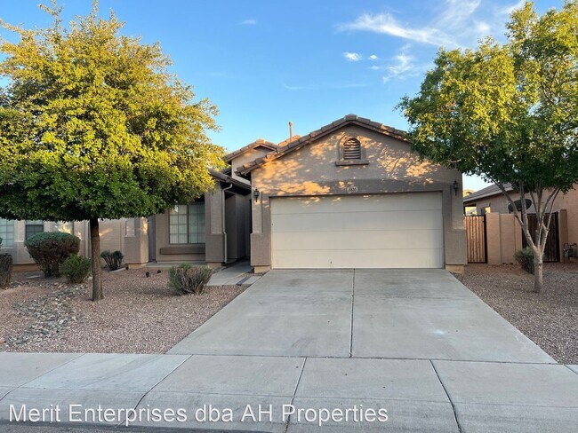 Building Photo - 3 br, 2 bath House - 8835 W HESS ST
