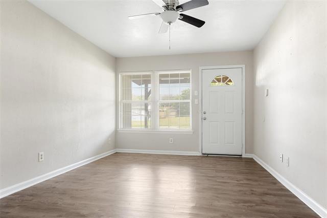 Foto del edificio - 1320 Longview St