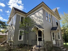 Building Photo - 165 Edgwood St