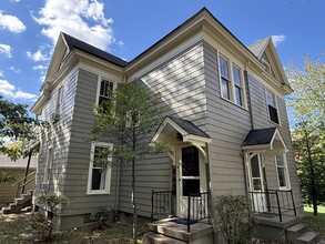 Building Photo - 165 Edgwood St