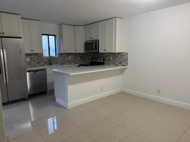 Photo - 4702 Waterview Cir Townhome