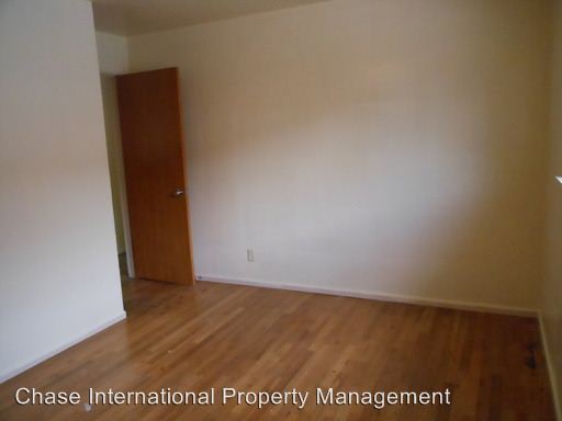 Building Photo - 2202 Idlewild Dr