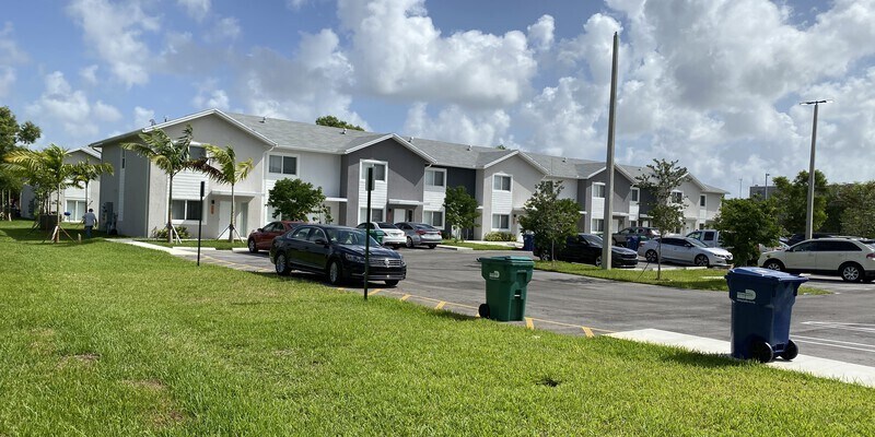 Foto principal - Miga Townhomes