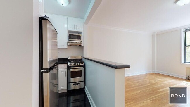 Foto del edificio - 151 W 16th St
