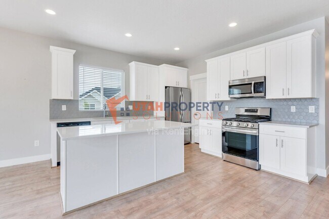 Foto del edificio - 7632 S Waverly Hls Ln
