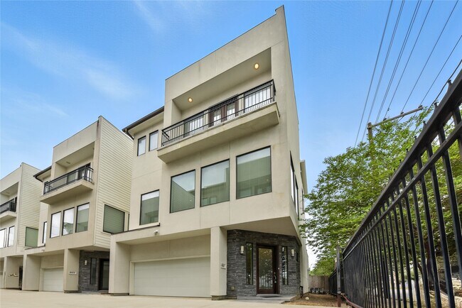 Foto del edificio - 1611 Spring St