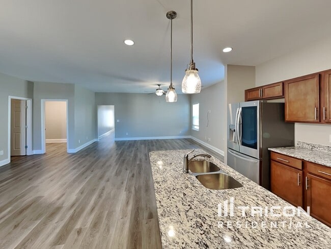 Building Photo - 124 Auxley Ct