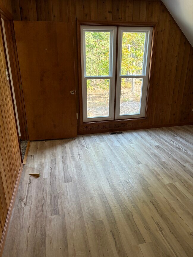 14016 Harrisville Rd Unit Garage Apartment, Mount Airy, MD 21771