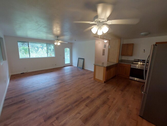 Building Photo - 15-690-690 Kahakai Blvd