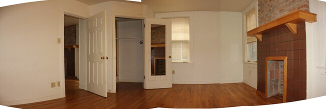 2BR entry & closet - 5840 Alderson St