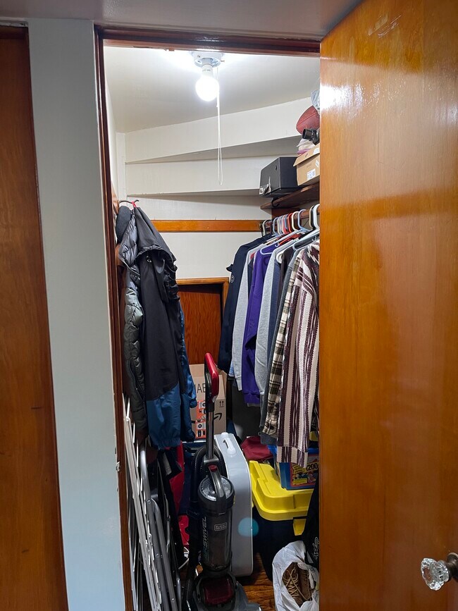 Living room closet - 3532 Wenonah Ave