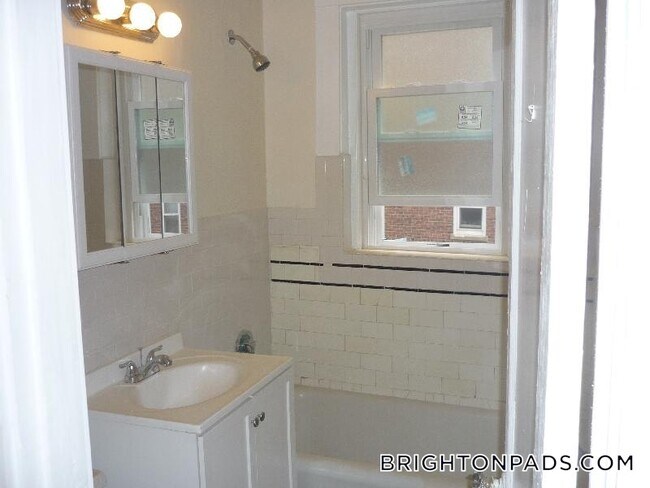 Foto del edificio - 1615 Commonwealth Ave