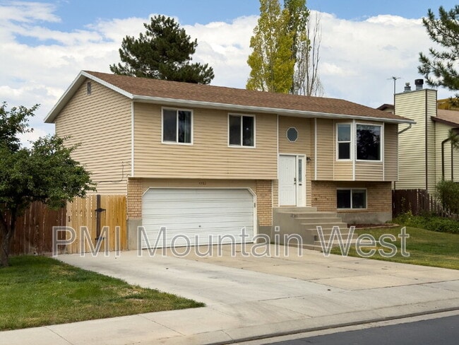Photo - 4982 Aspen Shadow Ct. House