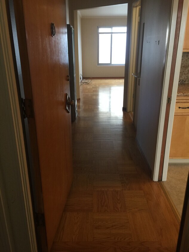 Entry Way - 1301 45th Ave