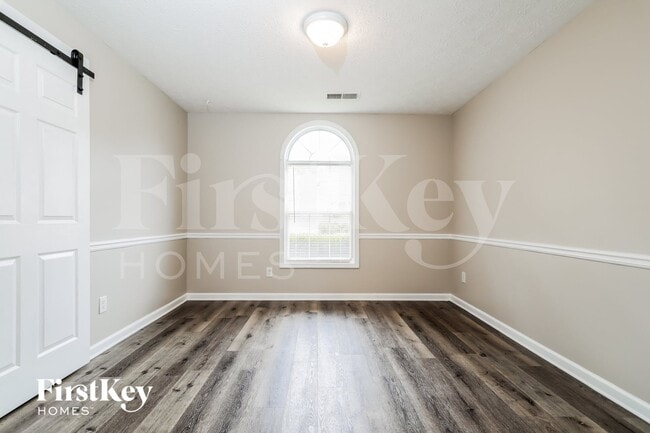 Building Photo - 1370 Summer Lake Terrace SW