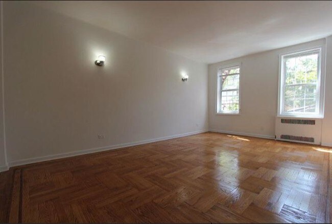 Building Photo - 41-43 39th Place